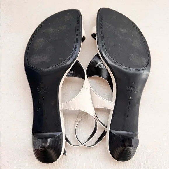 Zara Toe Loop Leather Sandal - Picture 5 of 10